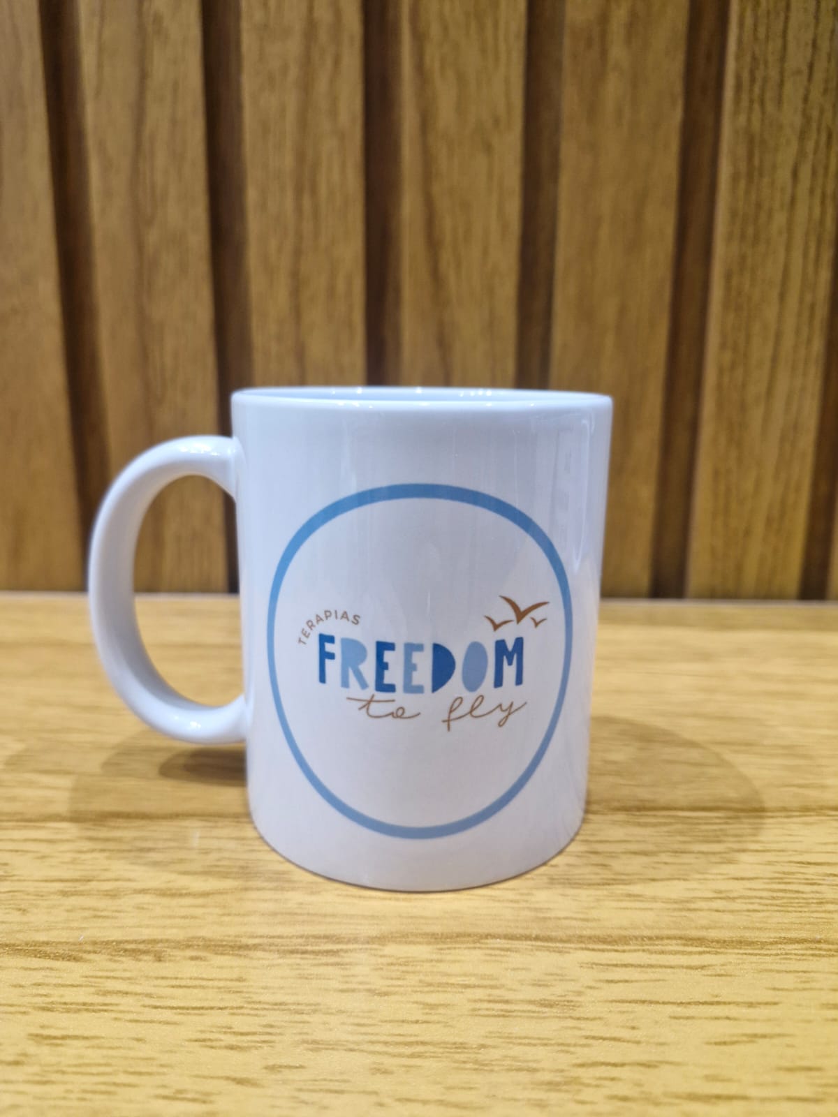 Caneca personalizada Freedom Terapias
